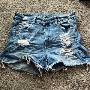 American eagle Dark-washed Hi-rise ripped jean Shorts size 10